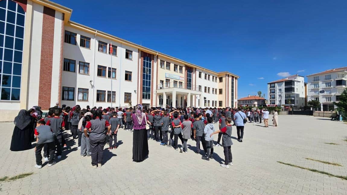 İLKÖĞRETİM HAFTASI KUTLAMA PROGRAMI